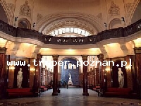 Budapeszt - stolica Węgier, perła Dunaju, miasto uzdrowisko - kurort, Paryż kraj&oacute;w C.K., nazwy te pochodzą od zr&oacute;żnicowanych styl&oacute;w budowlanych i kreacji w modzie. Zapraszamy