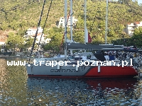 Korcula - wyspa słońca, wina i bogatej historii, to najbardziej śr&oacute;dziemnomorska wyspa Dalmacji, z niej pochodził Marco Polo. Miasteczko Korcula rozwijało się przez wiele lat. Do dzisiaj 