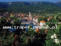 Wyspa Hvar znajduje się na liście dziesięciu najpiękniejszych wysp świata. Chorwacja. Hvar jest najbardziej nasłonecznioną z wysp chorwackich, nazywana 