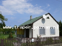 Balaton to największe jezioro w Europie Środkowej. Latem szybko się nagrzewa do temperatury 21-28&deg;C. Średnia głębokość 4 m. Południowy brzeg jest płytszy i można spacerować daleko w je