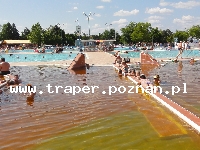 Hajduszoboszl&oacute; tutaj znajduje się największy w Europie kompleks wodny Hungarospa. Olbrzymie kąpielisko z wieloma basenami termalnymi, z falami, rekreacyjnymi, pływackimi, basenami leczniczy