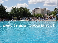 Hajduszoboszl&oacute; tutaj znajduje się największy w Europie kompleks wodny Hungarospa. Olbrzymie kąpielisko z wieloma basenami termalnymi, z falami, rekreacyjnymi, pływackimi, basenami leczniczy