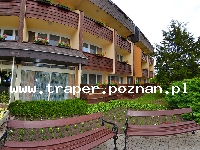 Hajduszoboszl&oacute; tutaj znajduje się największy w Europie kompleks wodny Hungarospa. Olbrzymie kąpielisko z wieloma basenami termalnymi, z falami, rekreacyjnymi, pływackimi, basenami leczniczy