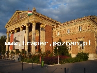 Budapeszt - stolica Węgier, perła Dunaju, miasto uzdrowisko - kurort, Paryż kraj&oacute;w C.K., nazwy te pochodzą od zr&oacute;żnicowanych styl&oacute;w budowlanych i kreacji w modzie. Zapraszamy