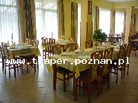 Balaton to największe jezioro w Europie Środkowej. Latem szybko się nagrzewa do temperatury 21-28&deg;C. Średnia głębokość 4 m. Południowy brzeg jest płytszy i można spacerować daleko w je