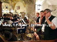 Monachium to stolica Bawarii, miasto położone na południu Niemczech. Co roku od ponad 200 lat organizowany jest Oktoberfest, chmielowe dożynki, wielkie święto piwa i piwoszy. Na 2 tygodniowe św