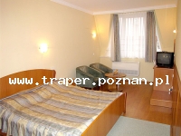 Hajduszoboszl&oacute; tutaj znajduje się największy w Europie kompleks wodny Hungarospa. Olbrzymie kąpielisko z wieloma basenami termalnymi, z falami, rekreacyjnymi, pływackimi, basenami leczniczy