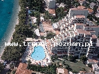 Makarska - pięknie położona miejscowość wypoczynkowa Chorwacji, jej walory doceniają polscy turyści już od ponad 150 lat. Gł&oacute;wne miasto Makarskiej Riwiery - plaże i ośrodki wypoczynk