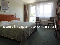 Hajduszoboszl&oacute; tutaj znajduje się największy w Europie kompleks wodny Hungarospa. Olbrzymie kąpielisko z wieloma basenami termalnymi, z falami, rekreacyjnymi, pływackimi, basenami leczniczy