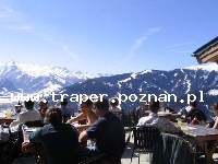 Zell am See i Saalbach należą do regionu narciarskiego Europa Sportregion, leżą w dolinie jeziora Zeller See w Ziemi Salzburskiej. W obu miejscowościach znajduje się wiele tras narciarskich. Dzi