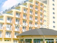 Balaton to największe jezioro w Europie Środkowej. Latem szybko się nagrzewa do temperatury 21-28&deg;C. Średnia głębokość 4 m. Południowy brzeg jest płytszy i można spacerować daleko w je