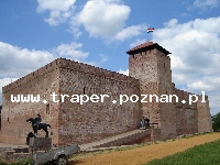 Gyula latem to nie tylko uzdrowisko ale i pulsujący, tętniący życiem cel podr&oacute;ży, położony najdalej na południu Węgier. Odwiedzają je wszyscy miłośnicy słońca, ciepłej wody i dob
